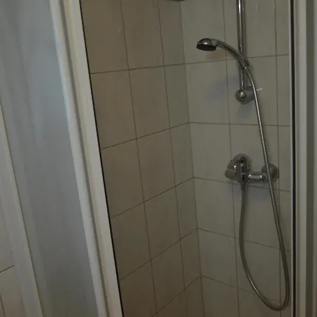 Apartman Turisticna Kmetija Cebelji Gradic *