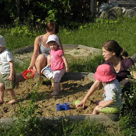 Turisticna Kmetija Cebelji Gradic * Rogašovci