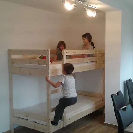 Turisticna Kmetija Cebelji Gradic Apartman Szarvaslak