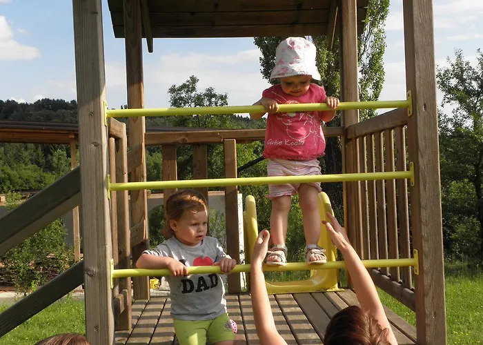 شقة Turisticna Kmetija Cebelji Gradic