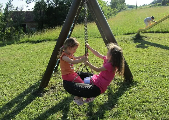 Turisticna Kmetija Cebelji Gradic Rogašovci